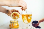 Haldi Kalonji Water, Haldi Kalonji Water during periods, how haldi kalonji water helps to ease menstrual discomfort, Wellness