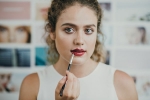 national lipstick day, benefits of lip gloss, on this national lipstick day know how you benefit from using lipstick, Good effect national lipstick day, benefits of lip gloss, on this national lipstick day know how you benefit from using lipstick, Good effect