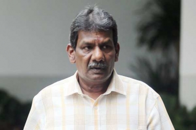 Indian Man in Singapore Fined for Placing Toy Grenade Outside Presidential Palace Indian Man in Singapore Fined for Placing Toy Grenade Outside Presidential Palace