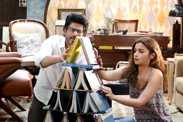 Dear Zindagi Movie Review