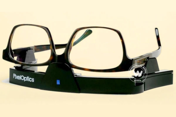  Self-adjusting glasses &ndash; your new vision fix?