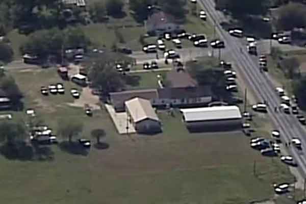 Texas-Church-shooting3