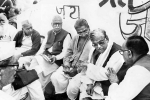 L K Advani, M M Joshi, supreme court suggests proceedings against bjp leaders, Allahabad high court