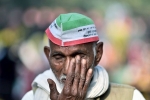 Rahul Gandhi with farmers protests, chief minister, farmers protesting in delhi desire to see promises being applied, Farooq abdullah