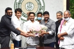 Mahesh Babu, Chiranjeevi YS Jagan, megastar resolves the movie tickets issue in andhra pradesh, Tollywood celebrities