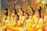 Nada Mantapa, Sampoorna Bhagavad Gita parayana, us children recite 700 gita slokas, Peetha