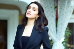 Shraddha Kapoor instagram, Shraddha Kapoor instagram, shraddha kapoor makes interesting revelations about people with big foreheads, Shraddha kapoor