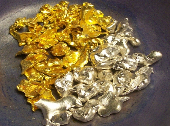 Steep decline in Gold and Silver price!